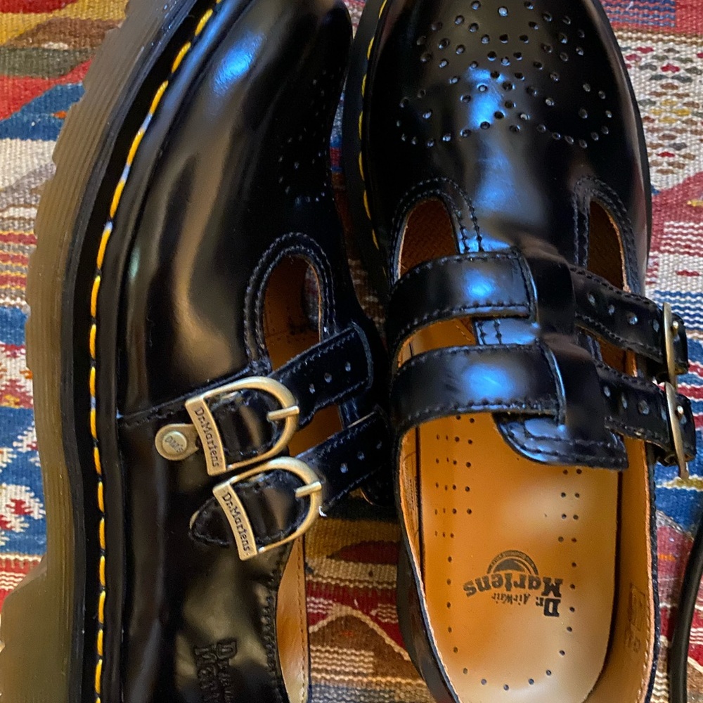 Dr. Marten Mary Janes - Picture 3 of 10